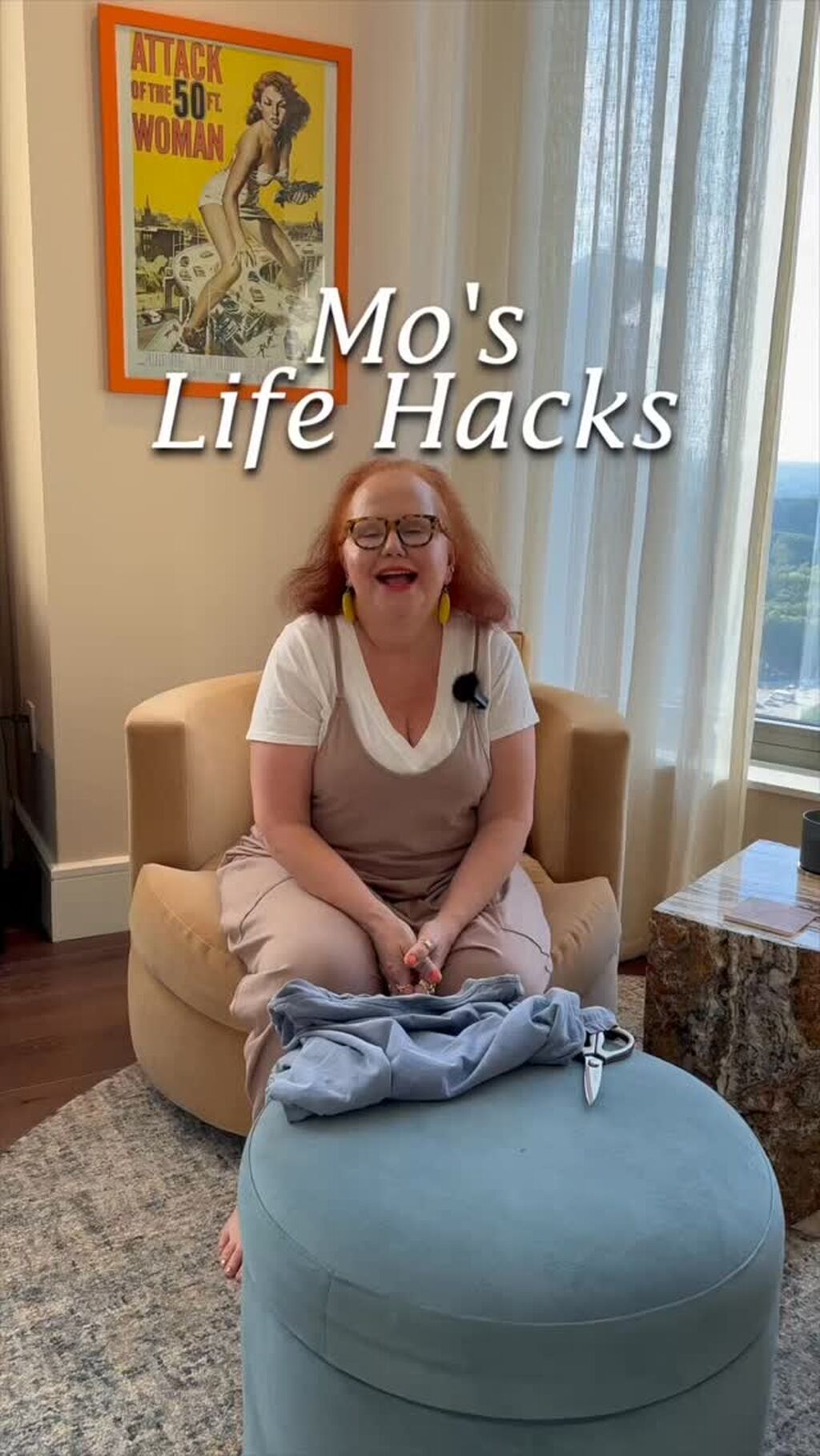 Mo's Life Hacks - T-Shirts Scissors needed