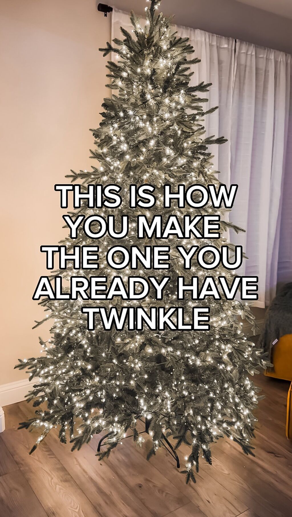 CHRISTMAS TREE TWINKLE LIGHT VIRAL TREE ALTERNATIVE