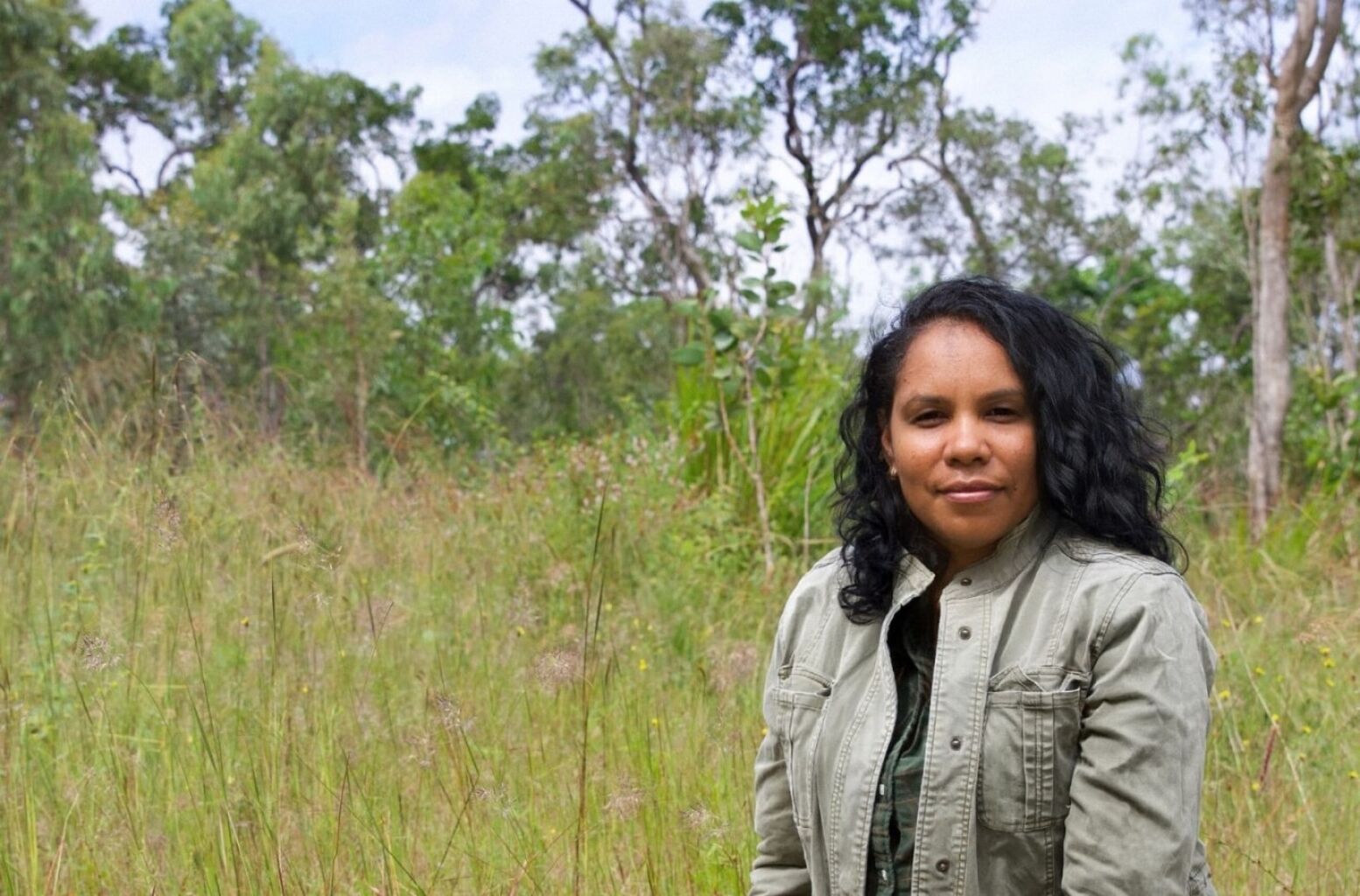 Qantas: First Nations Artist Naomi Hobson&rsquo;s Works Are a Reclamation of Country and Community