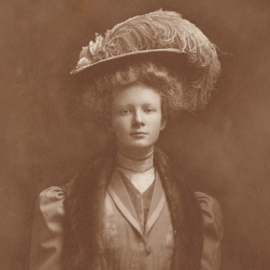  Helen Clay Frick | What's Her Story?