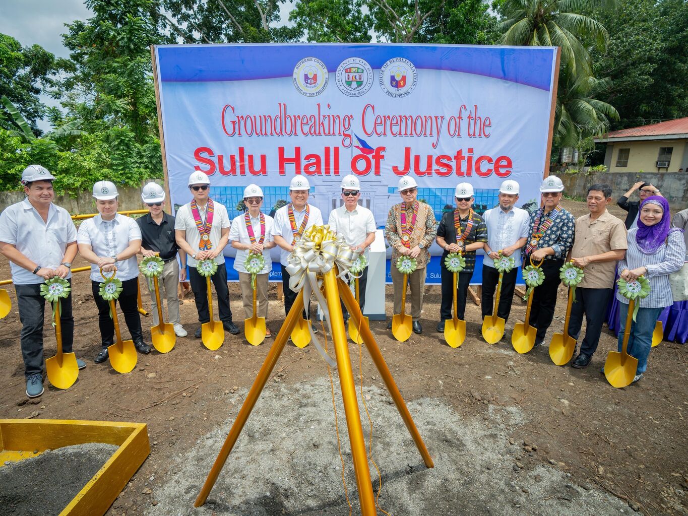 Chief Justice Gesmundo Leads Groundbreaking Ceremony of New Hall of Justice in Sulu