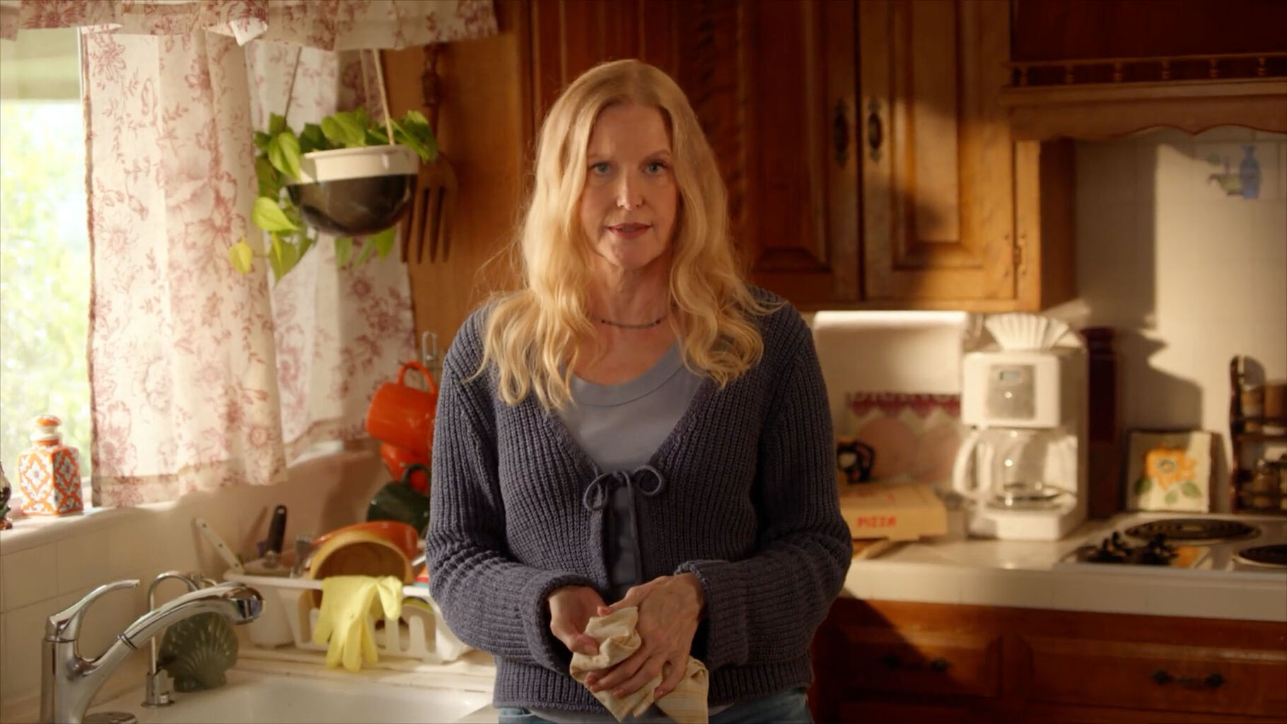 Popwell brings &lsquo;Breaking Bad&rsquo; energy to its new spot with Anna Gunn