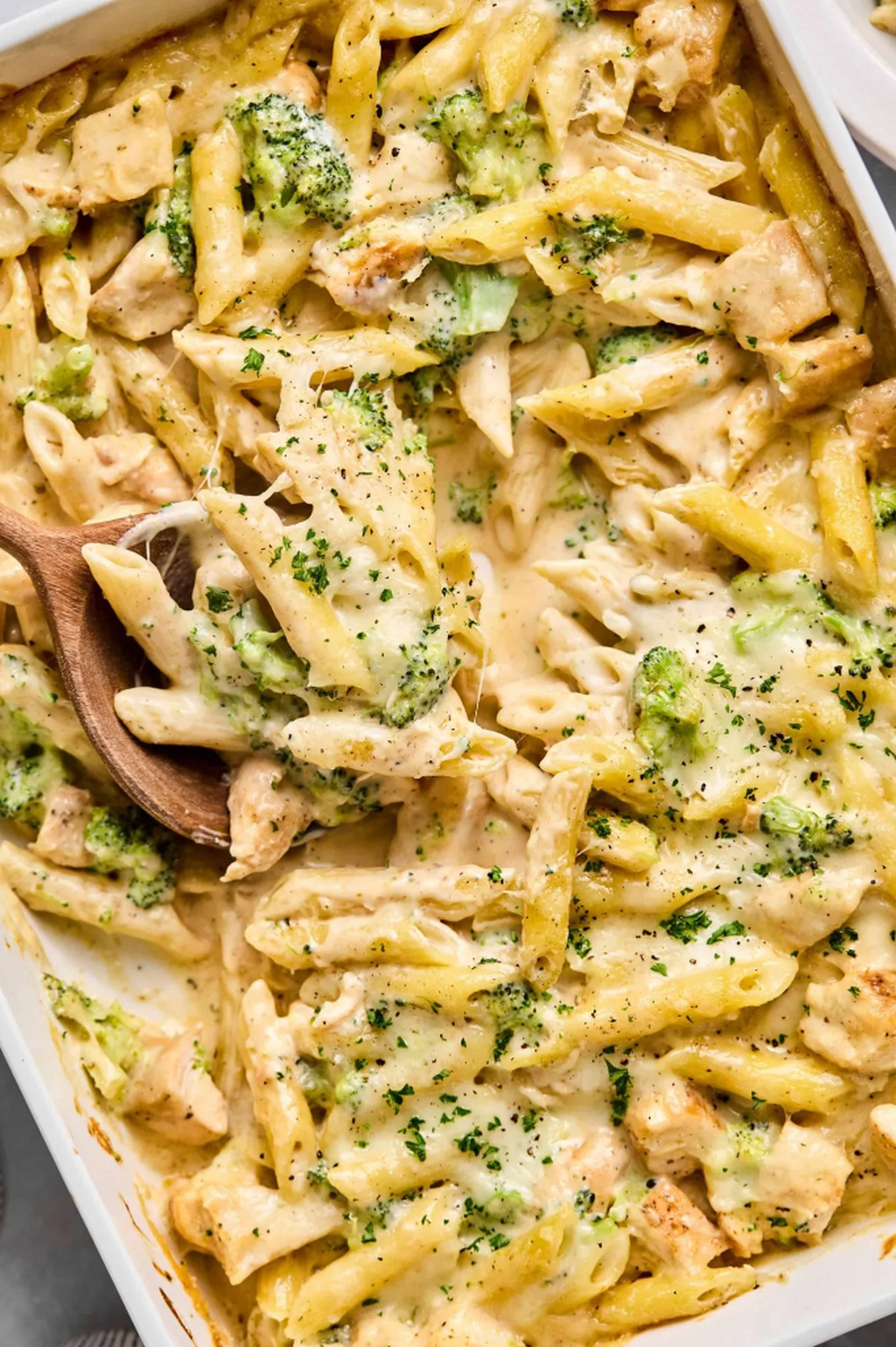 Broccoli and spiced chicken pasta bake 