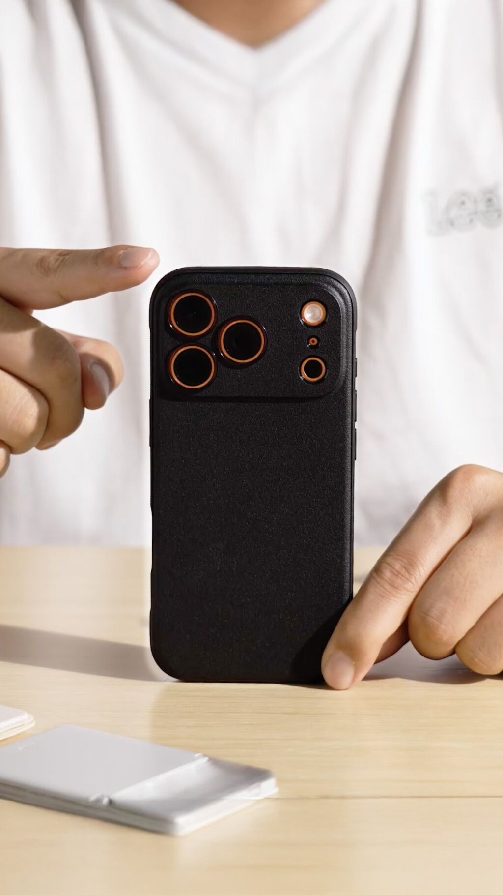 iPhone 17 Pro Max | Onyx Magnetic