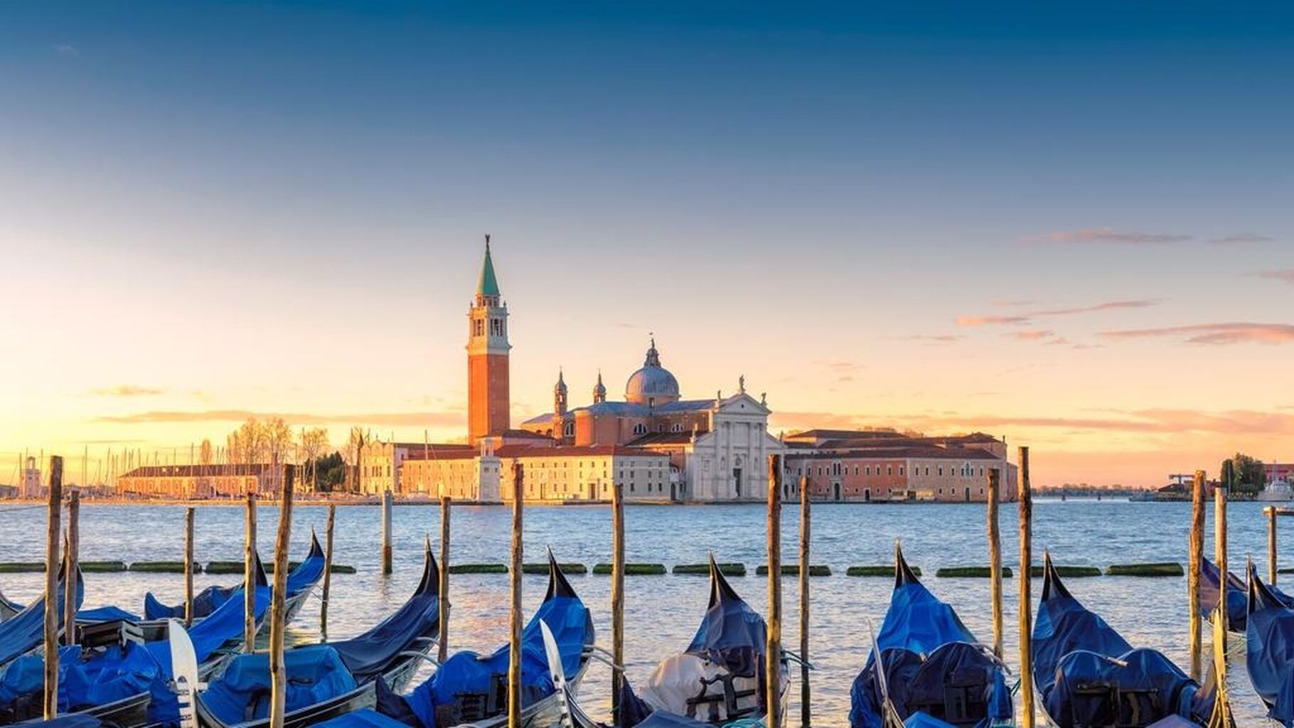 2024 // THE AUSTRALIAN >> "10 tips to avoid the crowds in Venice. Avoid the tourist hordes and discover the beauty of this Italian city without spending a fortune." By Louise Roddon