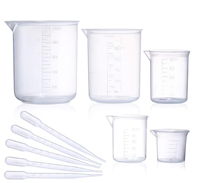 Plastics Beakers and Droppers