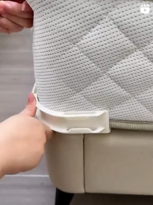 Invisible Bed Sheet Fixer