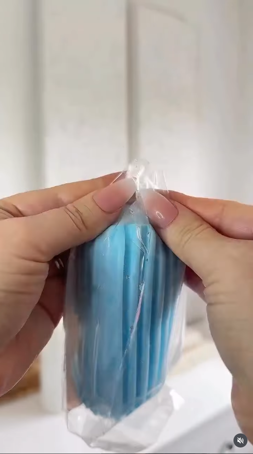 Damp Duster