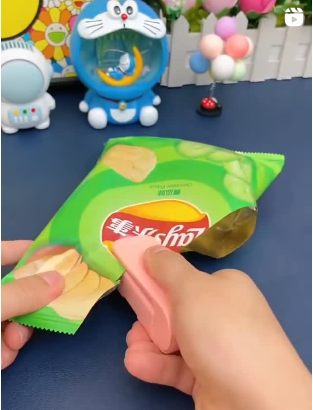2-in-1 Heat Sealer with Cutter