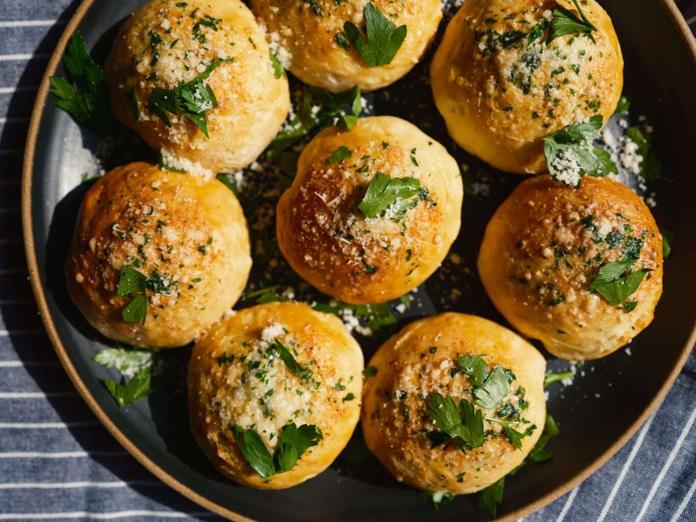 Garlic Parmesan Lamburger Bombs