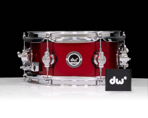 DWe 5x10 Black Cherry Metallic Snare Drum Bundle (Drum, Hub and Software)