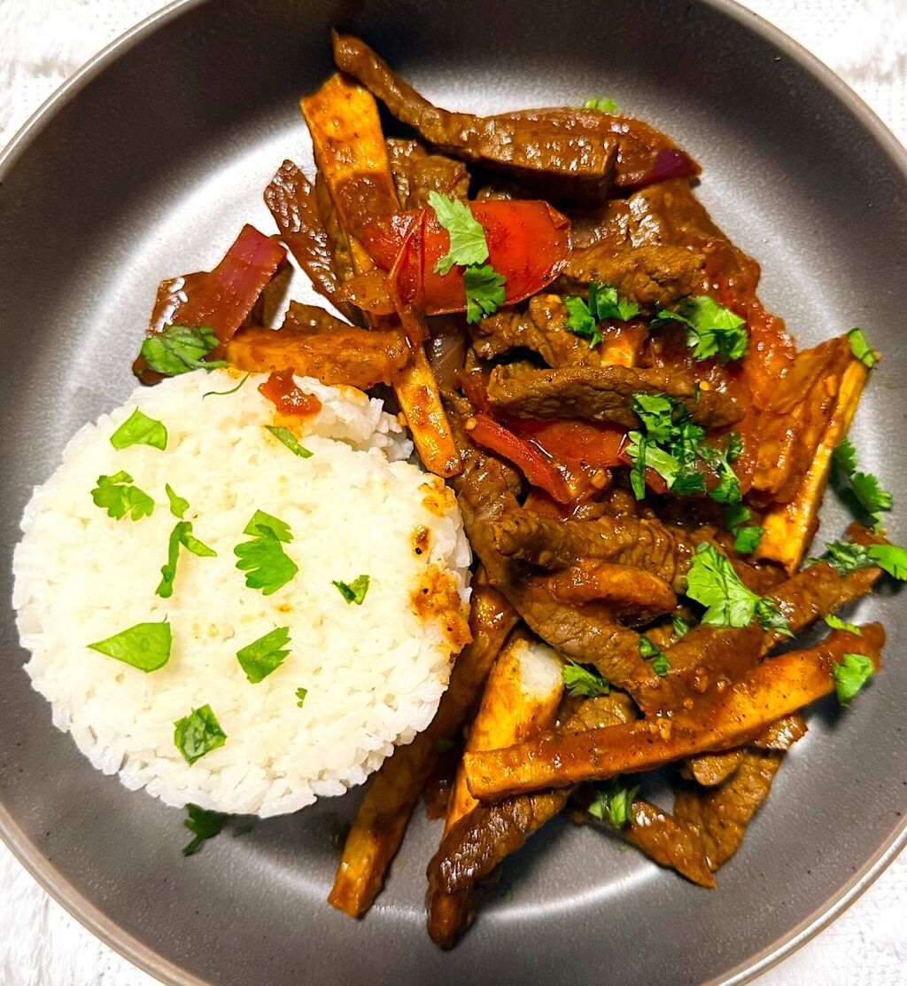 A Peruvian Classic -- Lomo Saltado