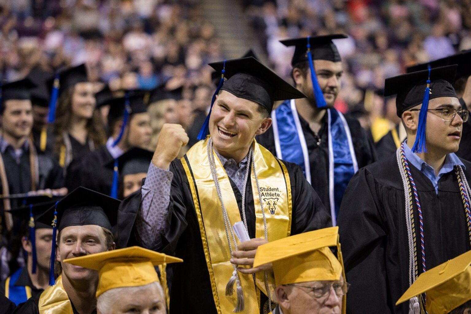 Volunteer at Commencement!
