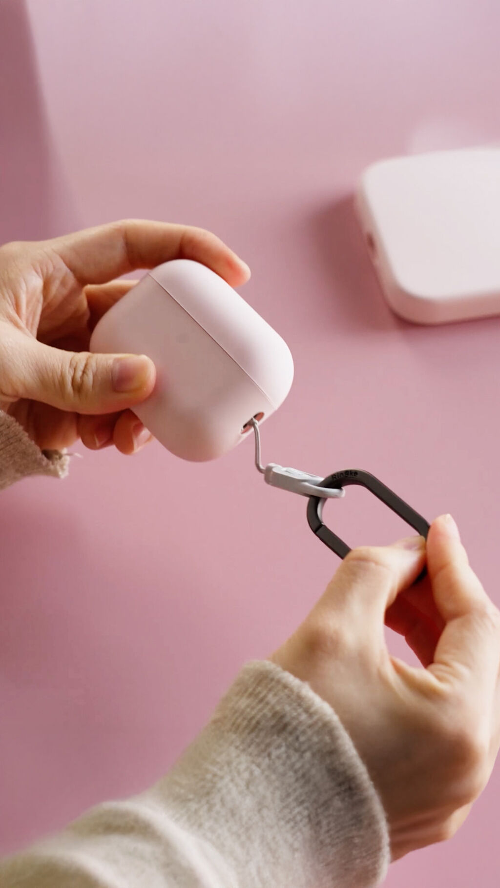 AirPods Pro 3 | Silicone Magnetic