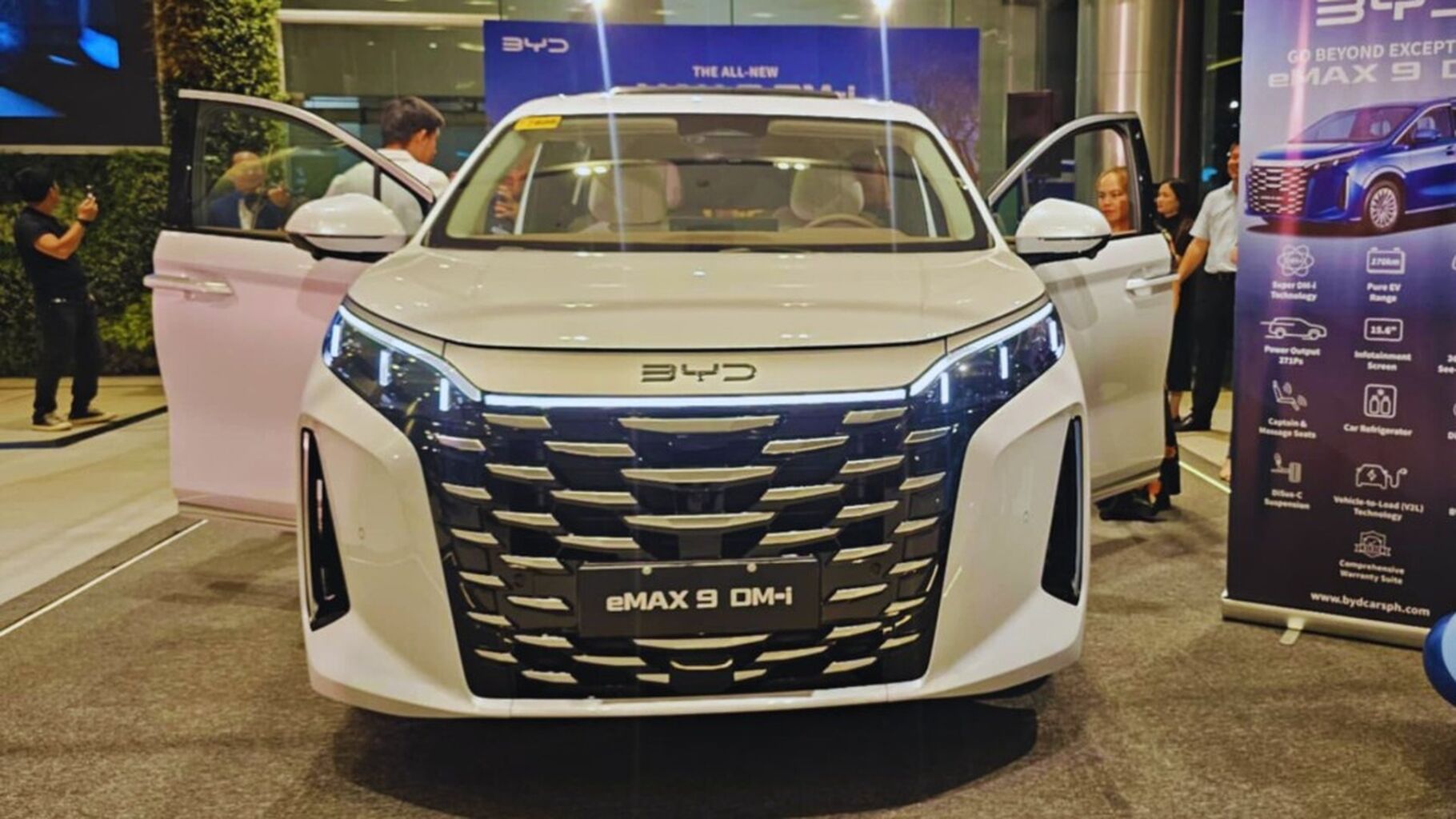 BYD Launches the eMAX9 DM-i, redefining innovation on Philippine roads