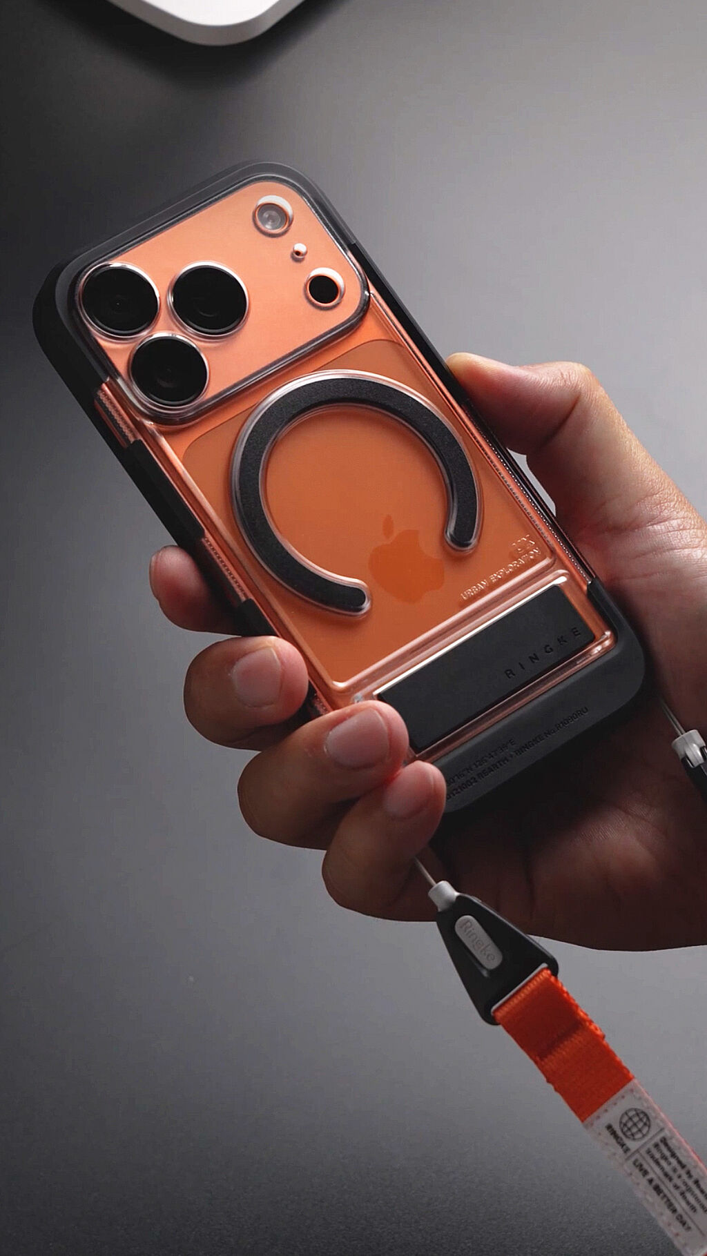iPhone 17