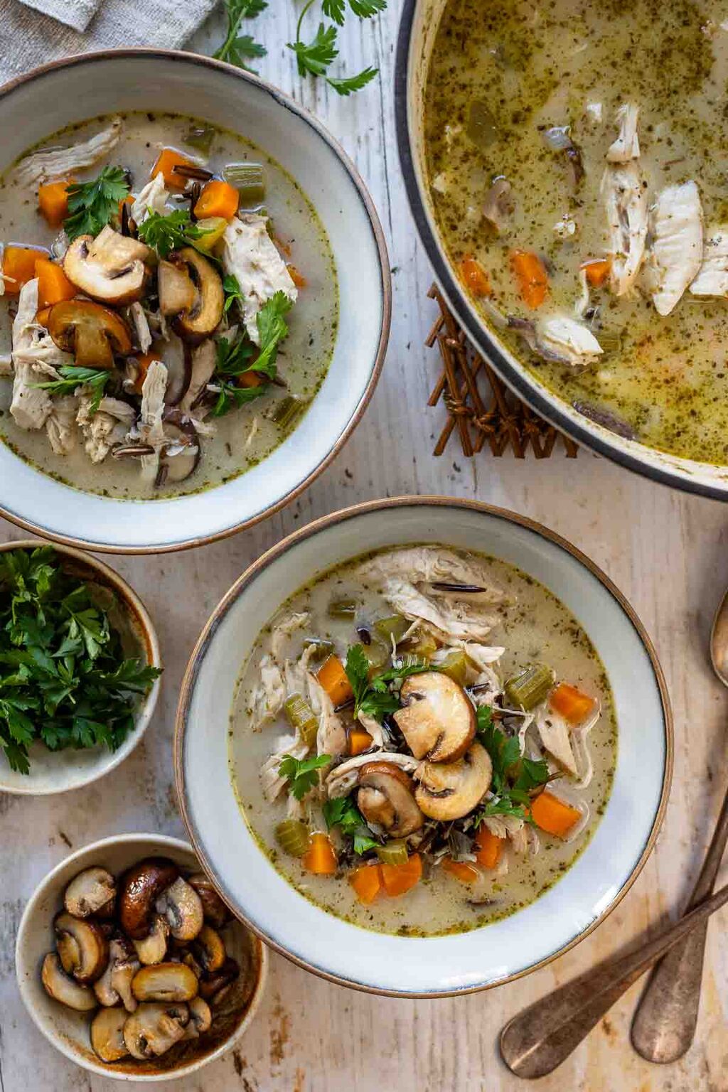 Cremige H&uuml;hnersuppe mit Wildreis | Rezept | Elle Republic