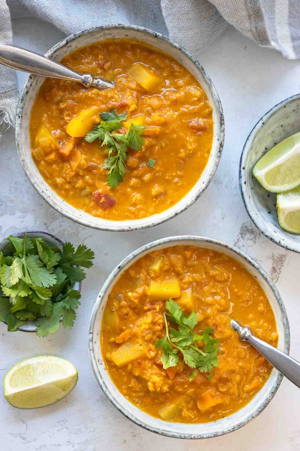 Rote Linsensuppe mit Kokosmilch | Rezept | Elle Republic