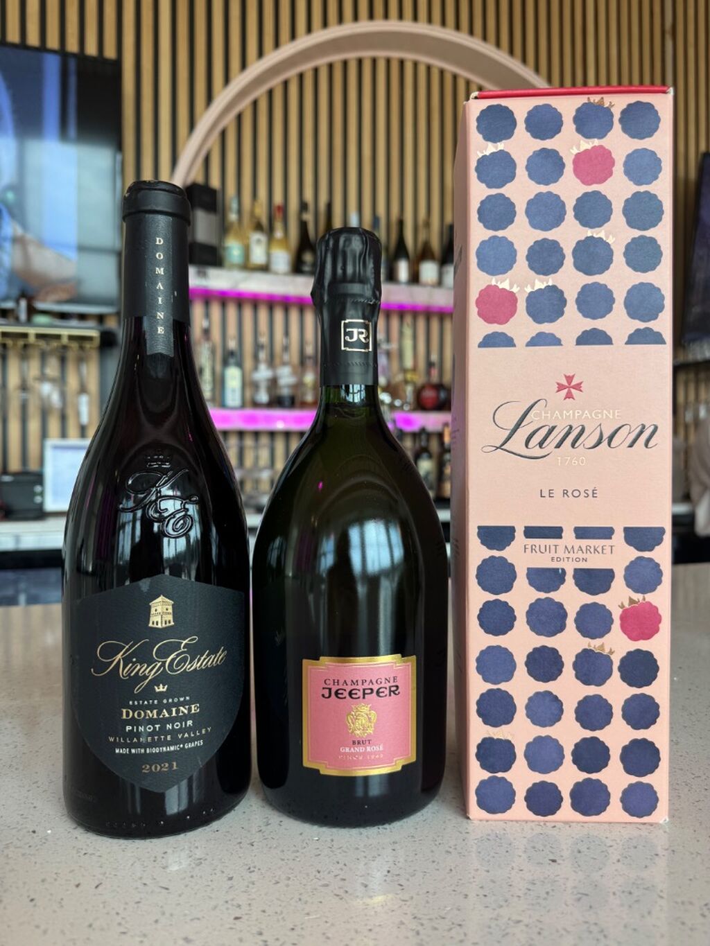 Join the Wine Club! 
