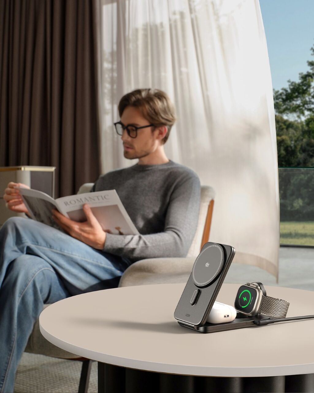 CryoBoost Foldable 3-in-1 Magnetic Charging Station