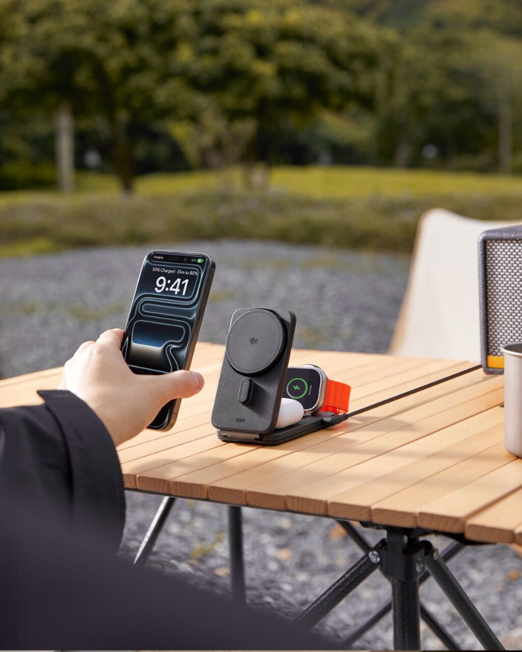 CryoBoost Foldable 3-in-1 Magnetic Charging Station