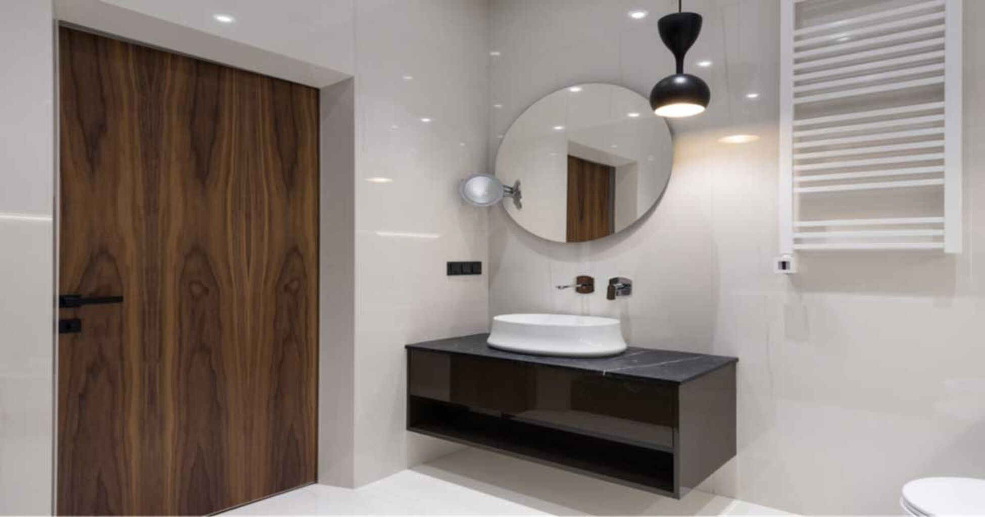 Is It Better to Leave the Bathroom Door Open or Closed After Taking a Shower or Bath?