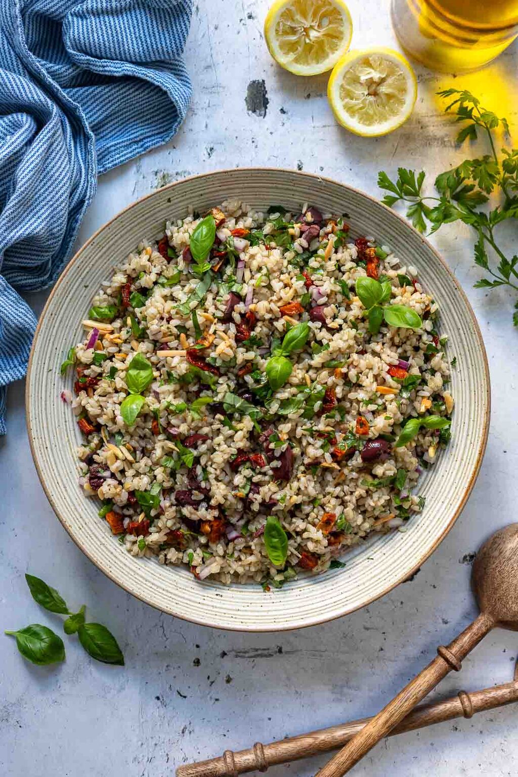 Italienischer Reissalat mit Oliven und getrockneten Tomaten | Elle Republic