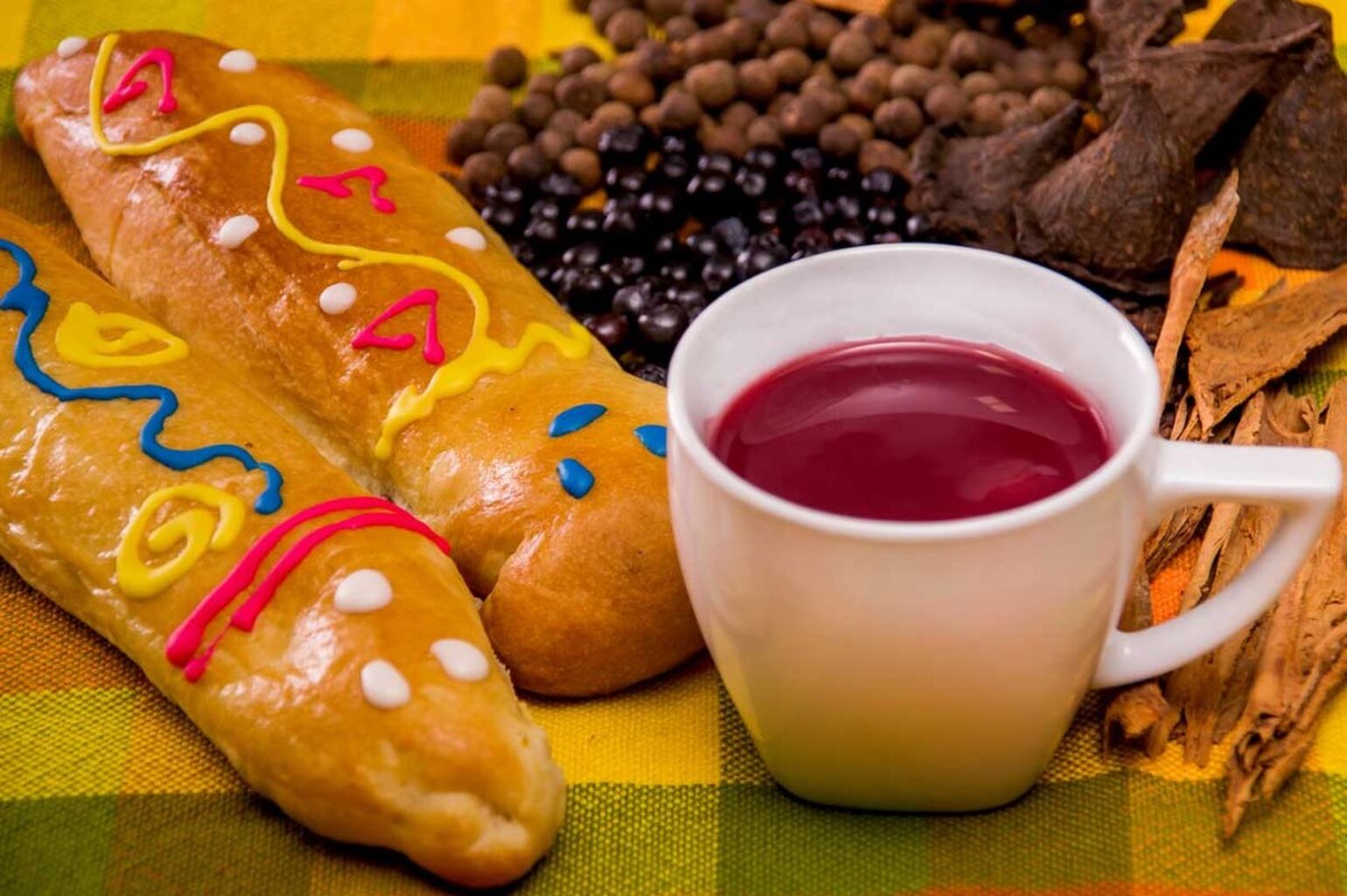 Colada Morada: How to Make Ecuador&rsquo;s Day of the Dead Drink