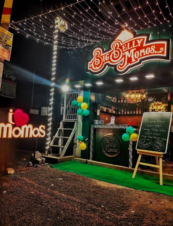 Big Belly Momos - Kowdiar