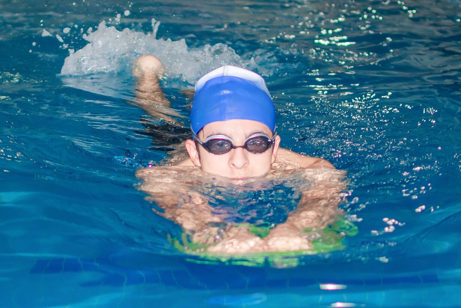 Nataci&oacute;n: un camino hacia el desarrollo integral del alumno - redaprende.mx