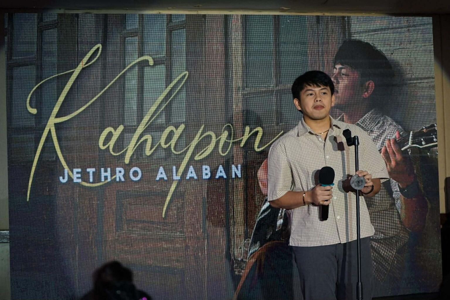 Virginia Food Inc. looks back at &lsquo;Kahapon&rsquo; and celebrates home with a heartwarming holiday hymn
