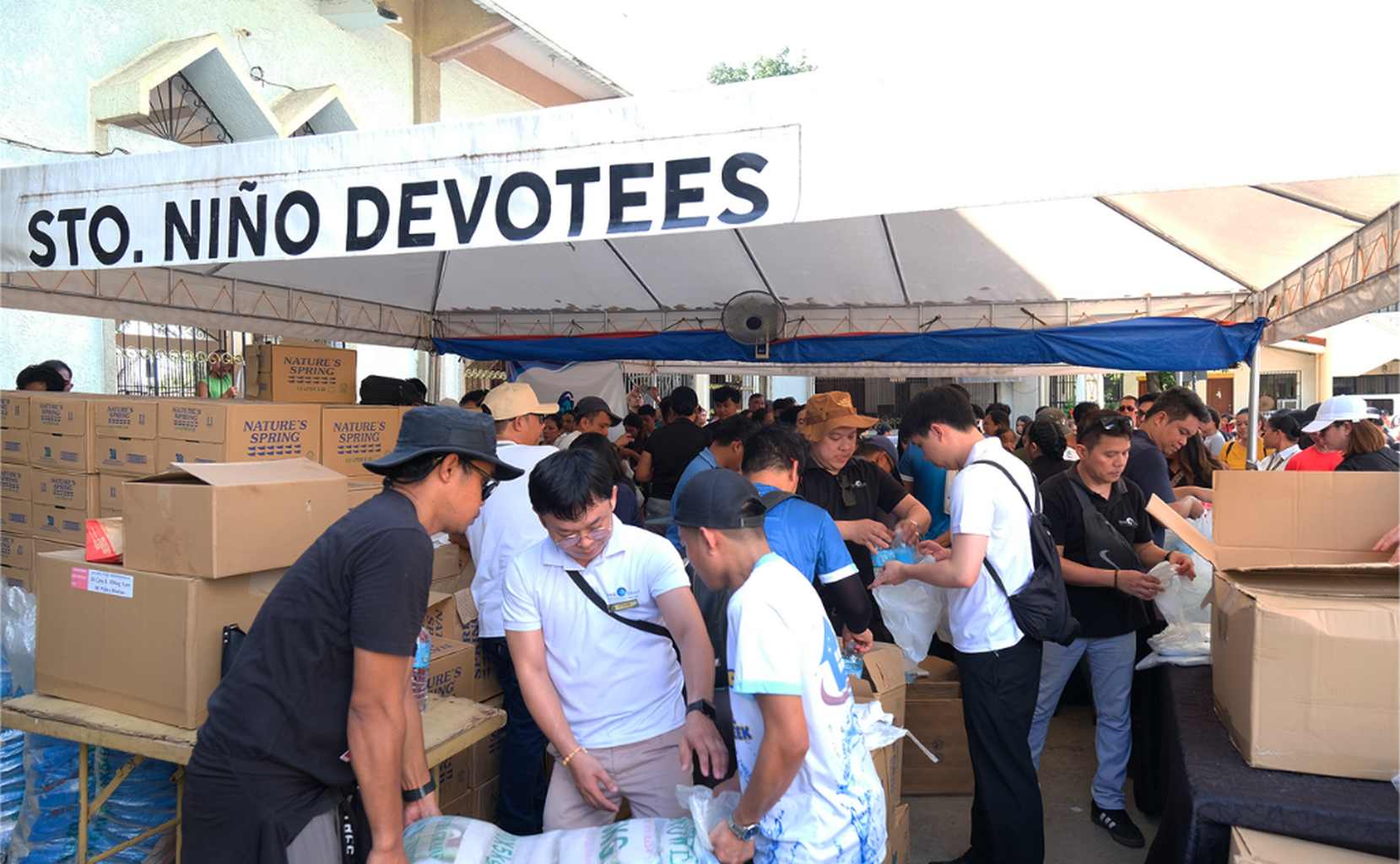 Jpark Island Resort & Waterpark Mactan Redirects Christmas Tree Lighting Funds to Typhoon Tino Relief in Biasong, Talisay City, Cebu with Pokwang