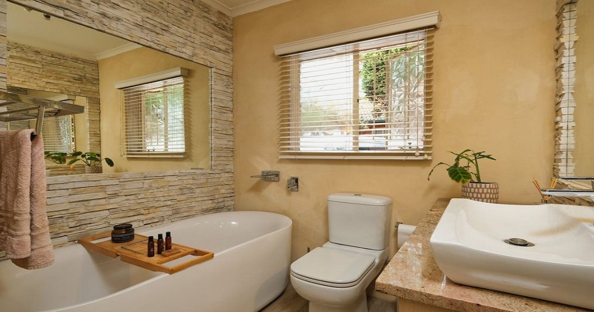 You&rsquo;ve Probably Never Cleaned This in Your Bathroom and You Really Should!