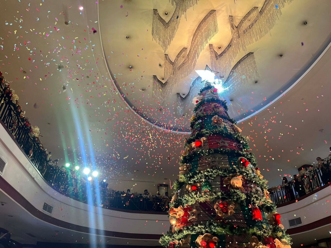 Marco Polo Plaza Cebu lights up the season with compassion: "Paskuhan Above the City"