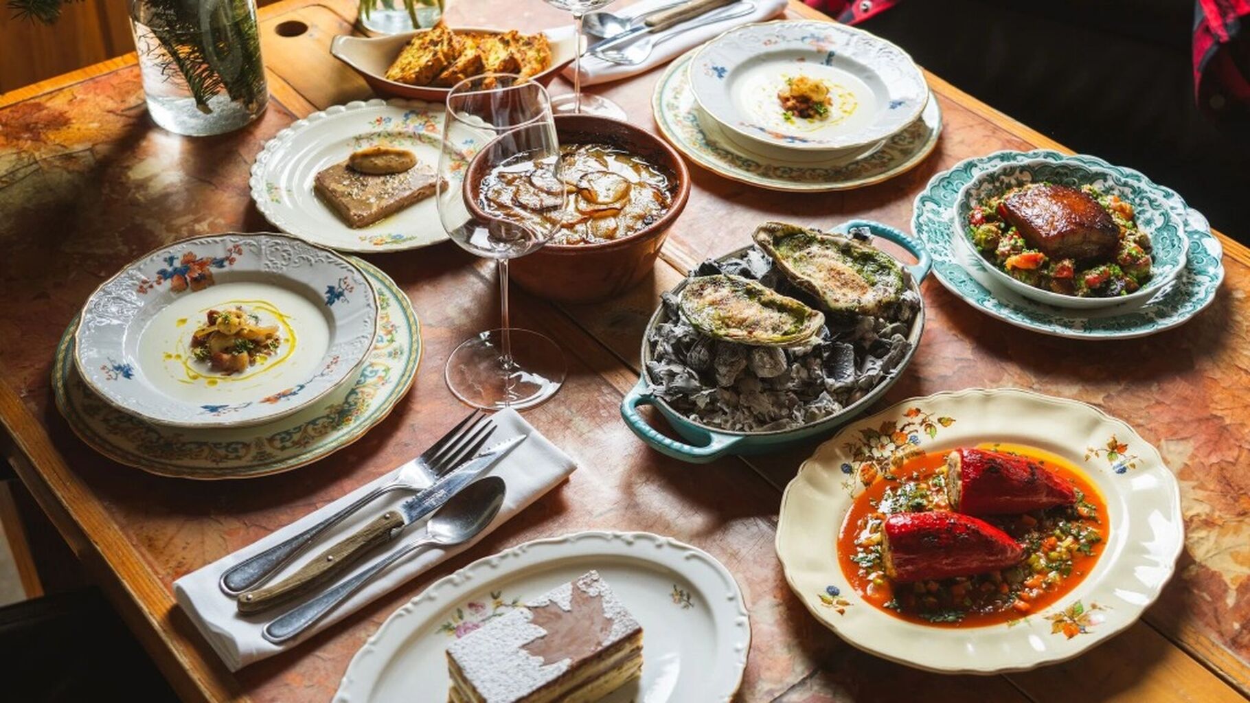 Order from Au Pied de Cochon