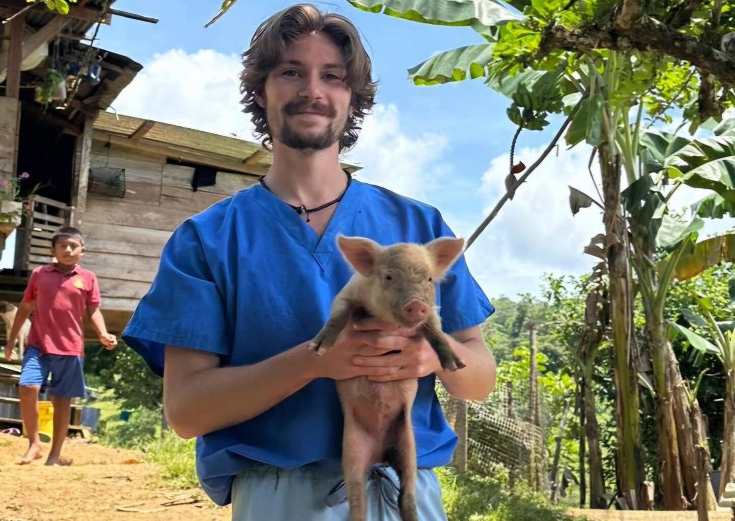 'Dense jungle,  turquoise waters,  and vibrant wildlife&rsquo;: Luca&rsquo;s volunteering adventure with Floating Doctors
