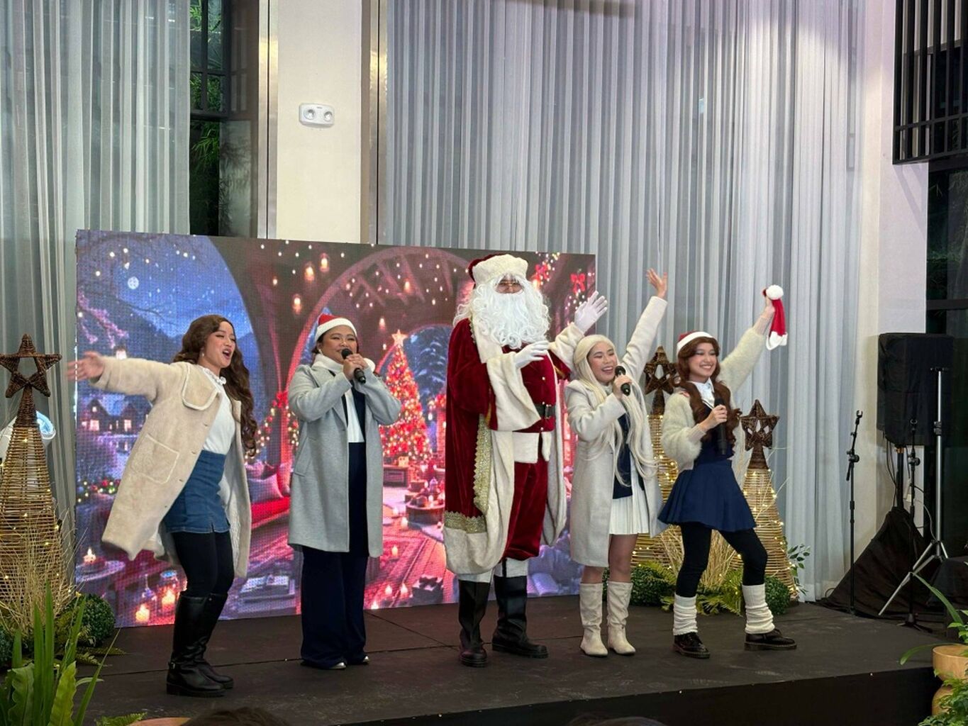 The Wave Towers celebrates Christmas together with stakeholders