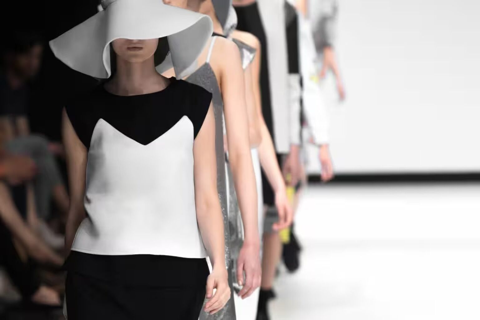 Log&iacute;stica de la moda r&aacute;pida
