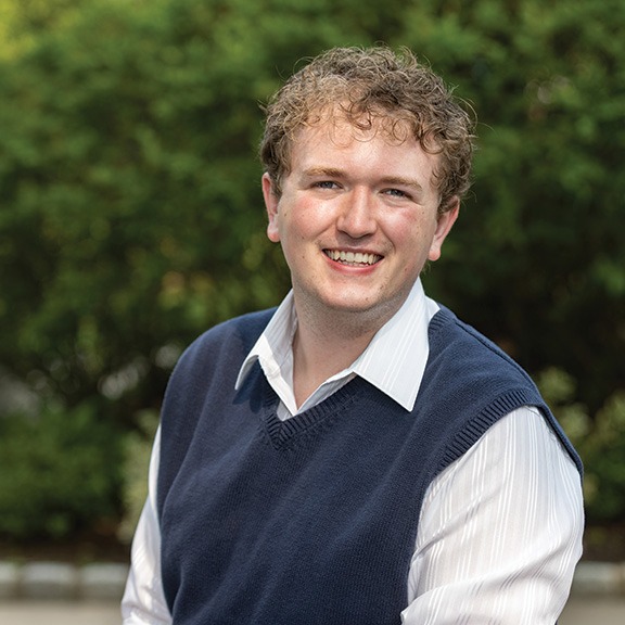 Billy Walker &rsquo;26 Taking on the World of Media