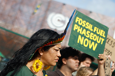 Q&A: Fossil fuel combustion is endangering public health