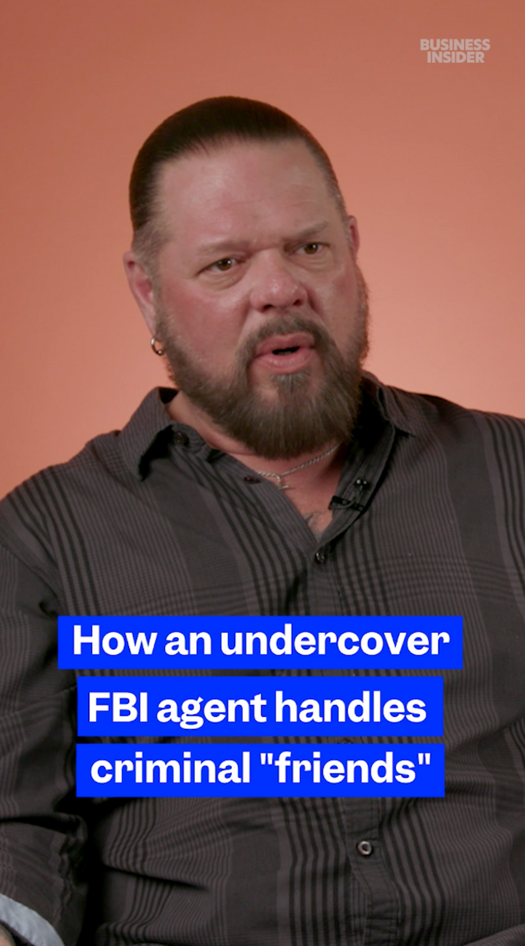 How an undercover FBI agent handles criminal 'friends'