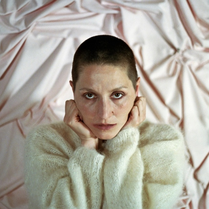 Entrevista con Cate Le Bon