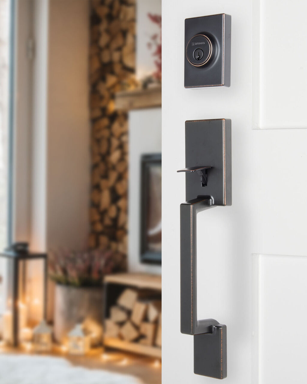 Contemporary Handleset