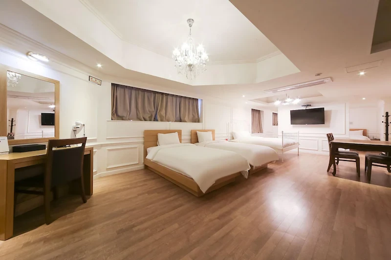 Hillside Tourist Hotel (Korea Quality) Busan