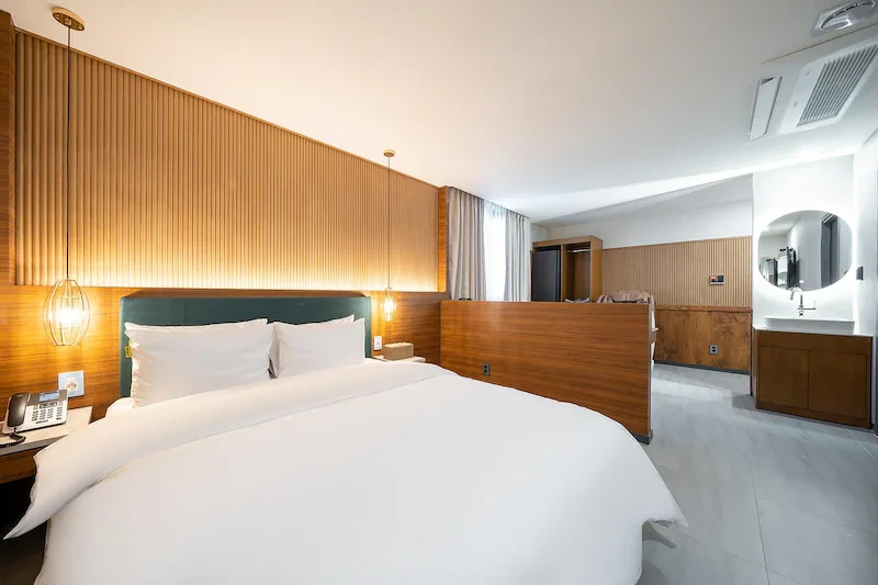 Hound Hotel DaeGu