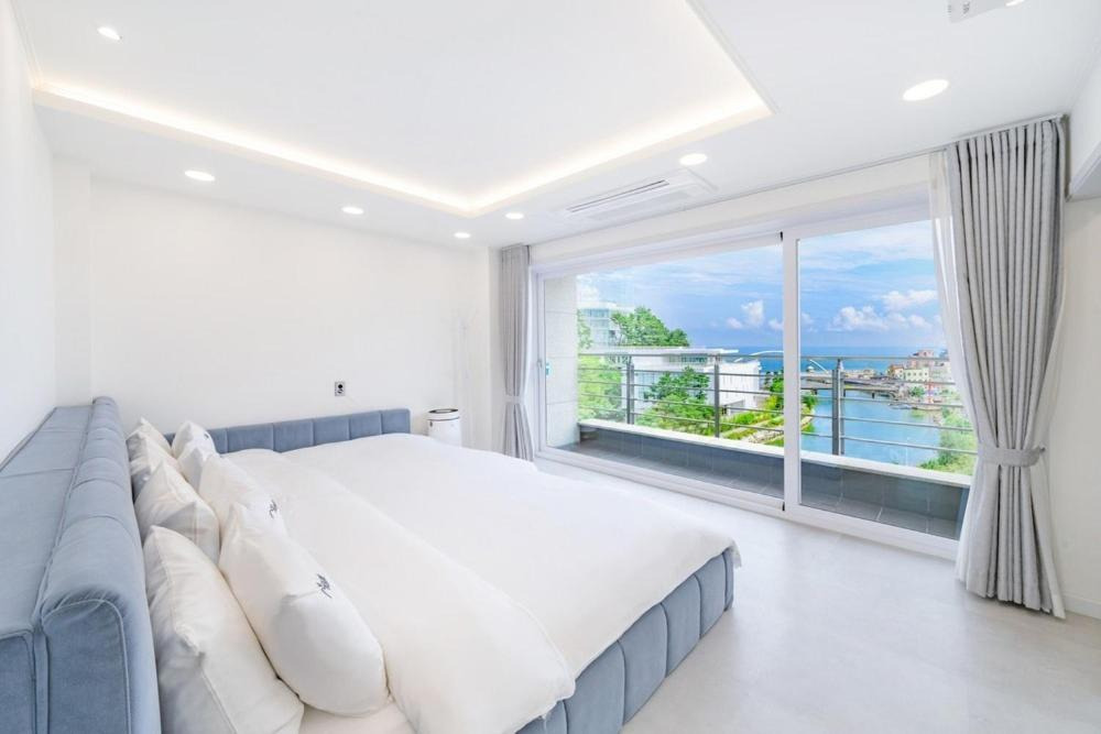 Gangneung The Gangmun Poolvilla and Spa Oceanview