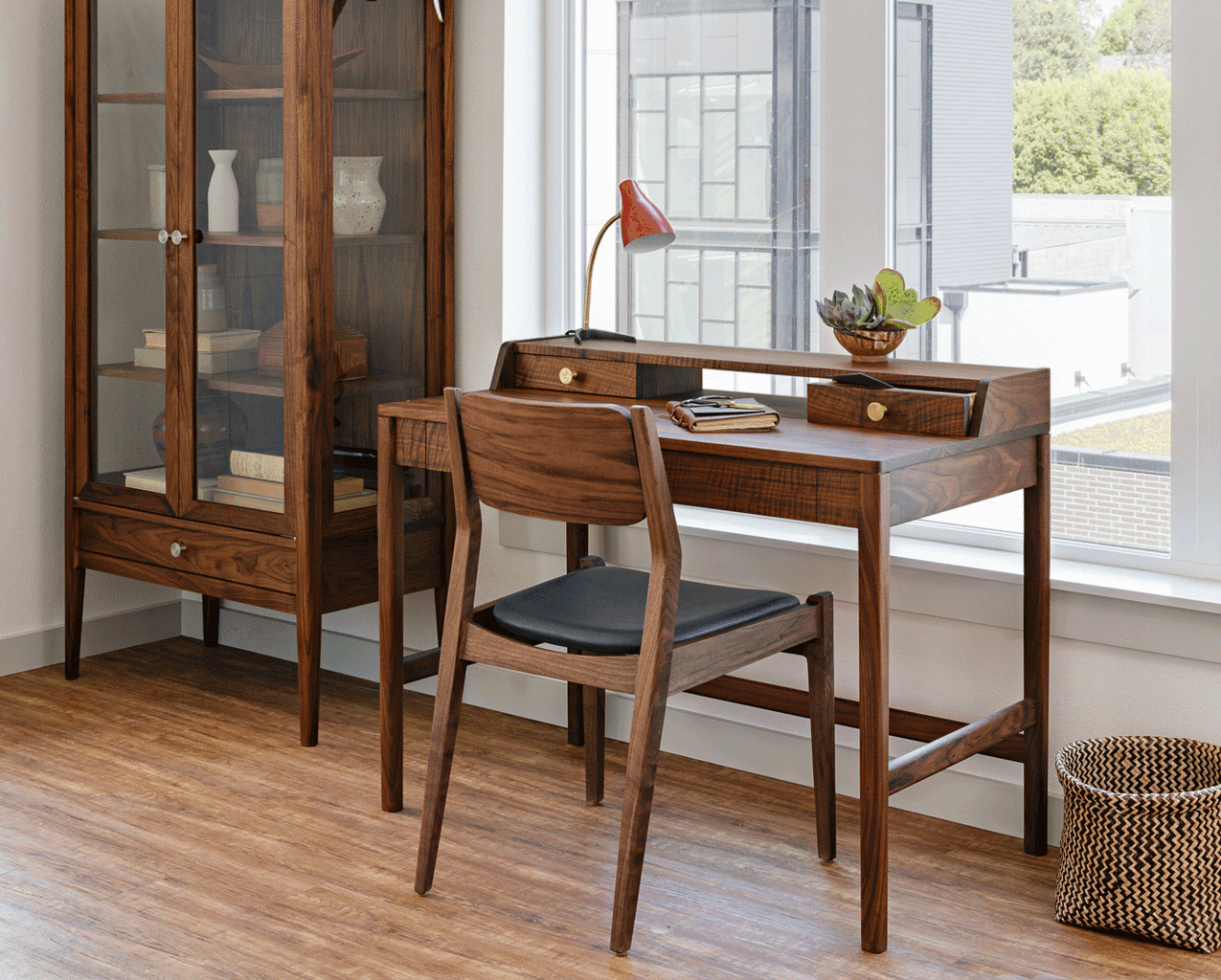 Maud Writing Desk