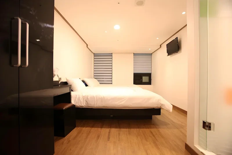 Myeongdong Mom House