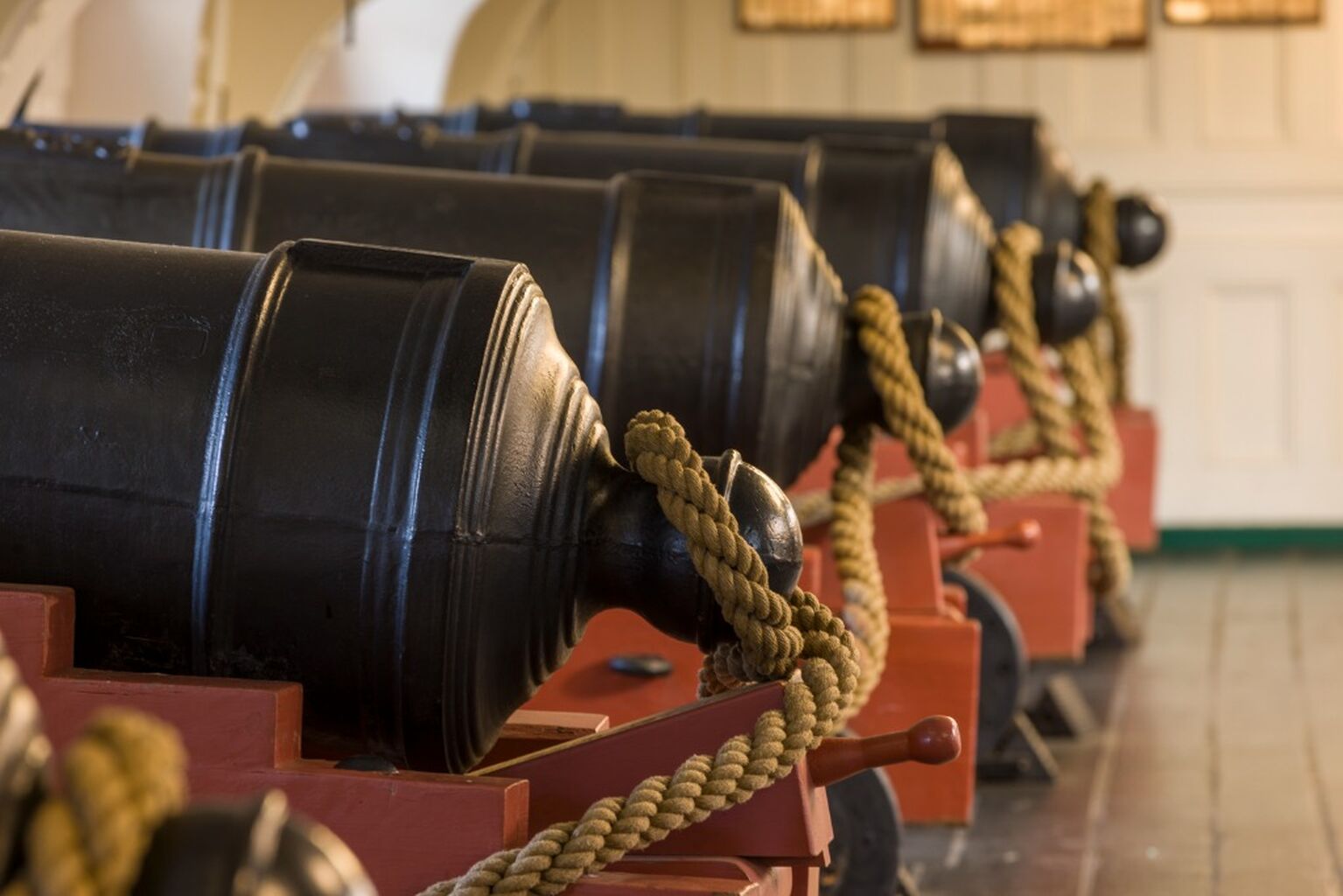 Racing Cannon Balls
