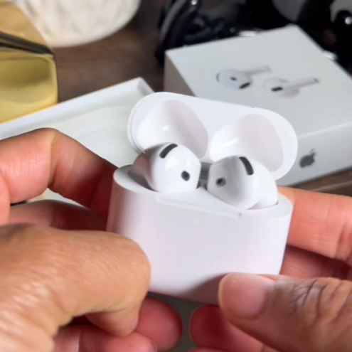 Airpods 4